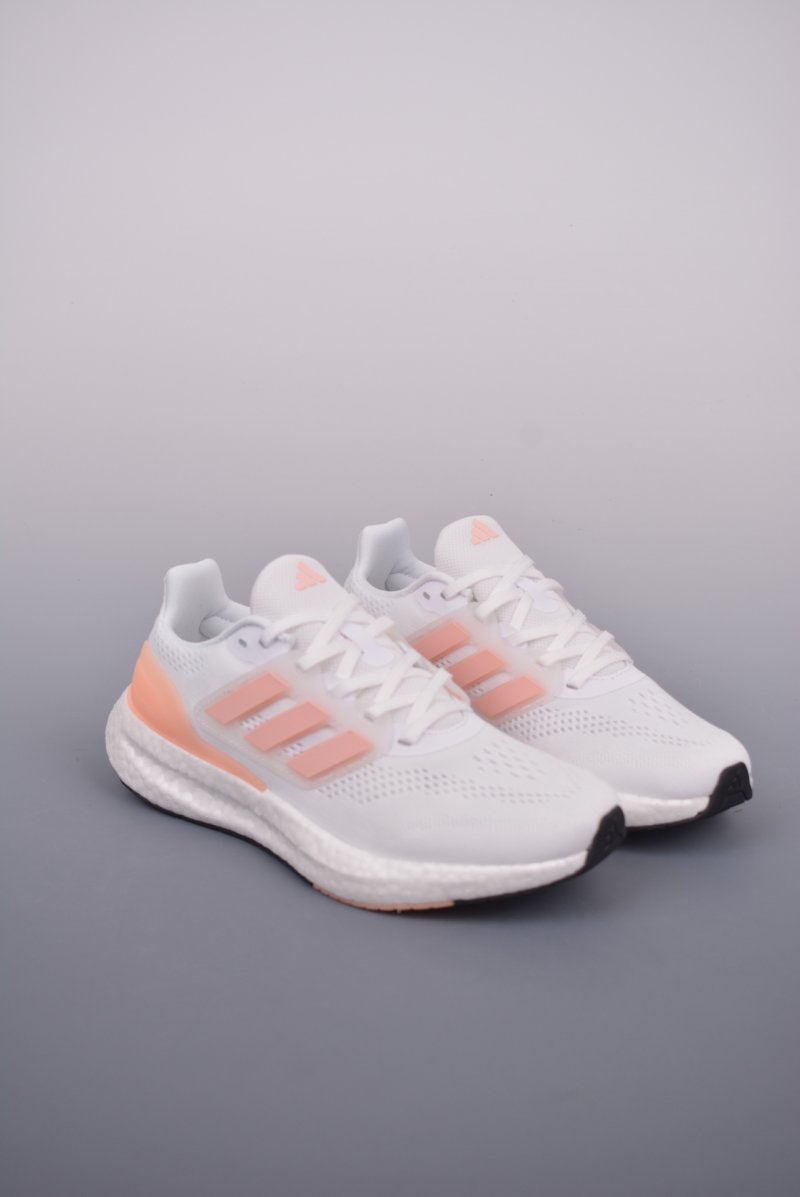 Adidas PureBOOST 22
