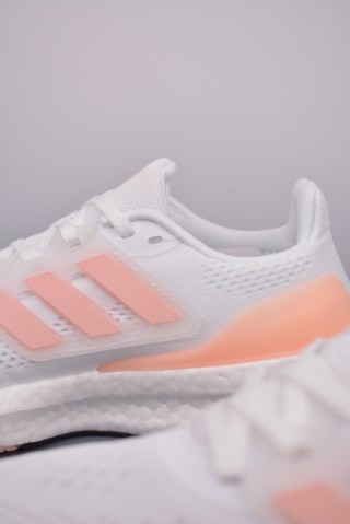 Adidas PureBOOST 22 view 8