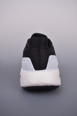 Adidas PureBOOST 22 view 4