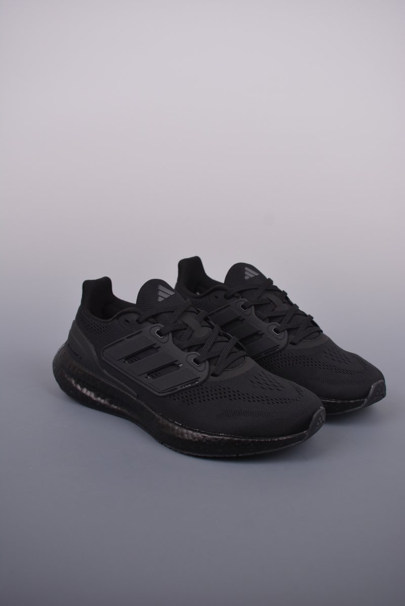 Adidas PureBOOST 22