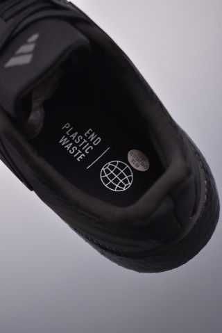 Adidas PureBOOST 22 view 9