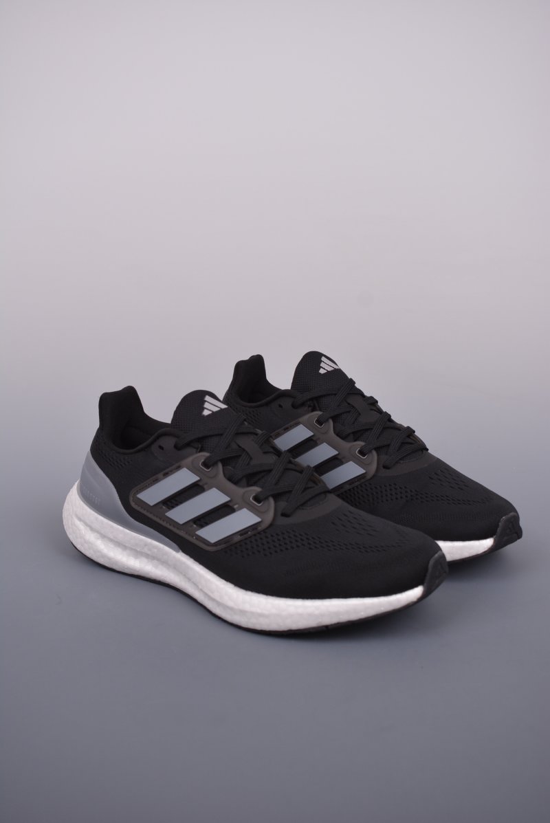 Adidas PureBOOST 22