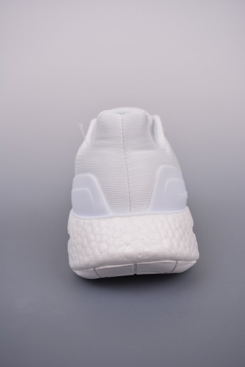 Adidas PureBOOST 22 view