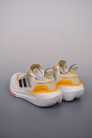 Adidas PureBOOST 23 W view 2
