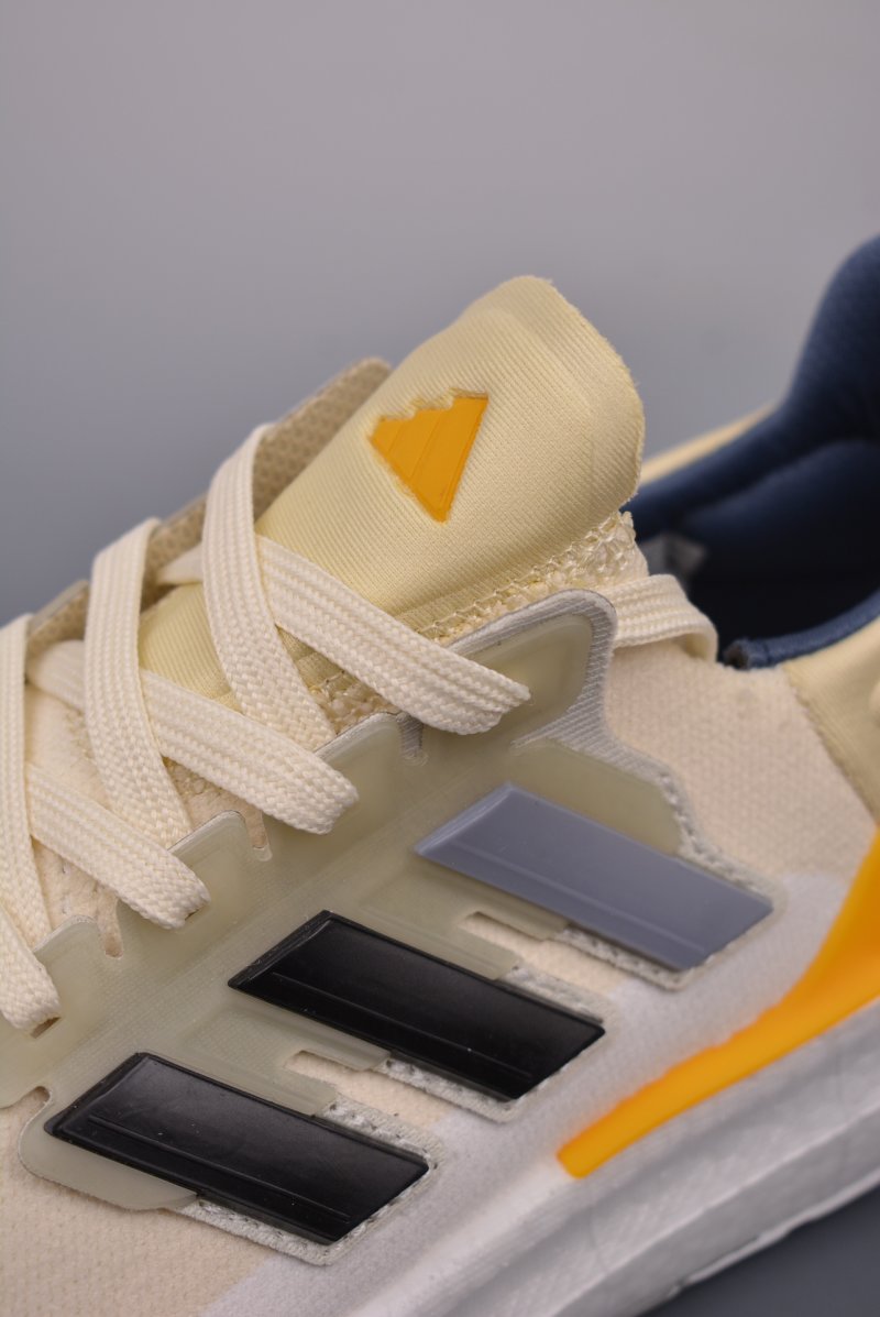Adidas PureBOOST 23 W view