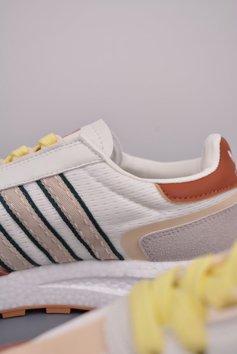 Adidas InstaPump Fury Boost view