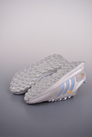 Adidas InstaPump Fury Boost view 3