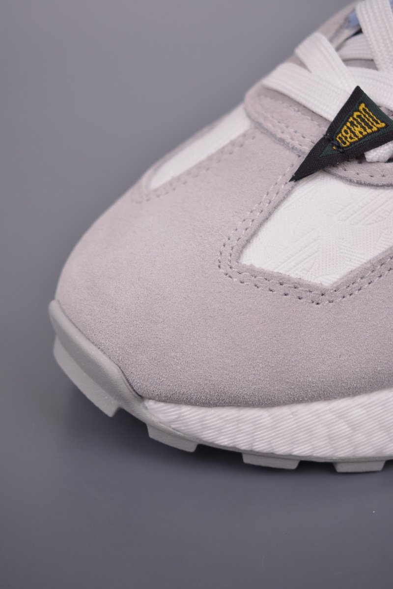 Adidas InstaPump Fury Boost view