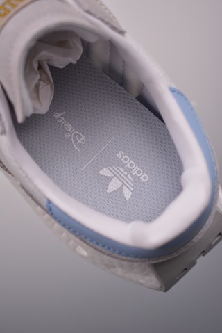 Adidas InstaPump Fury Boost view 9