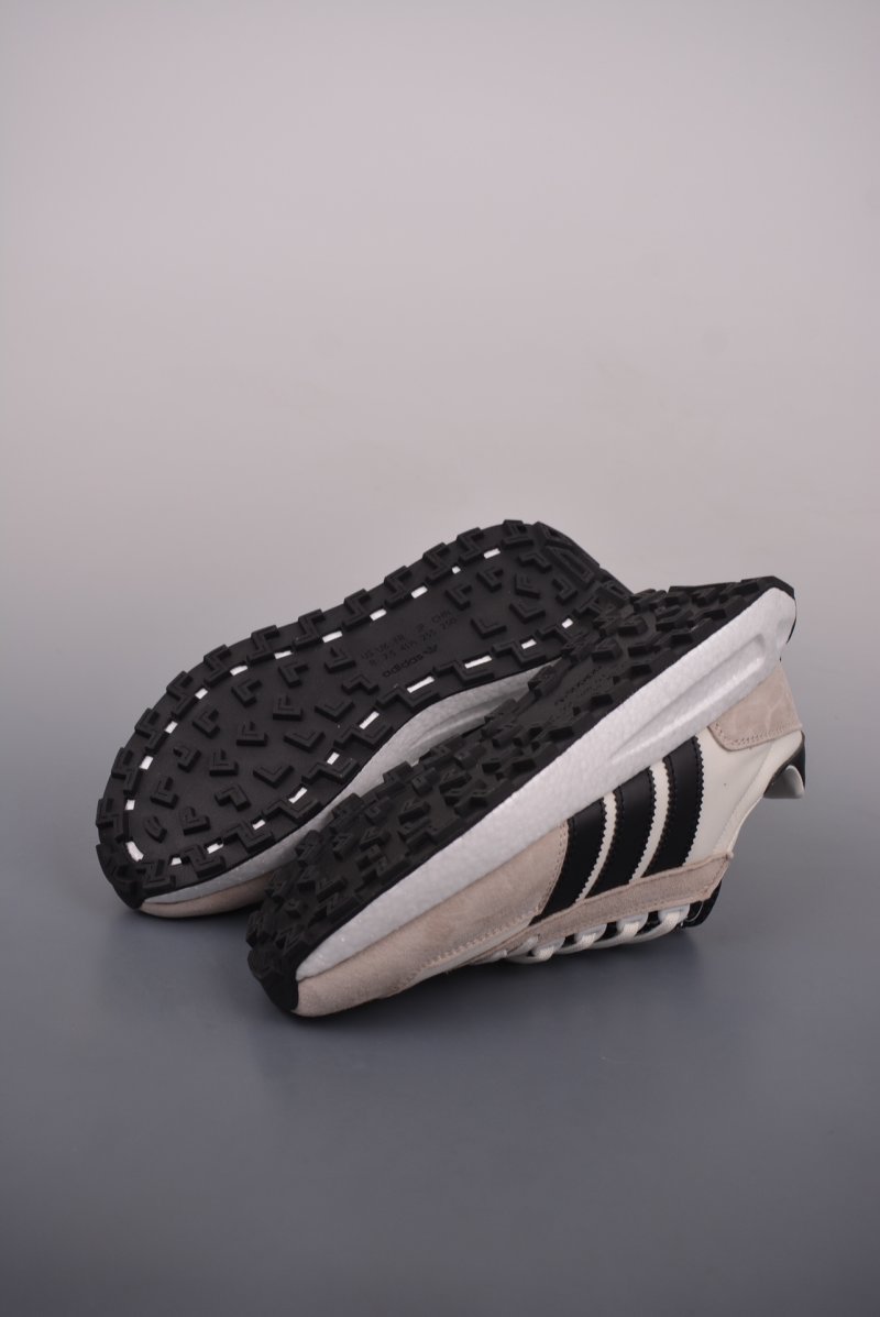 Adidas InstaPump Fury Boost view