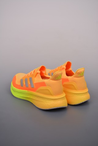 Adidas Ultra Boost Light view 11