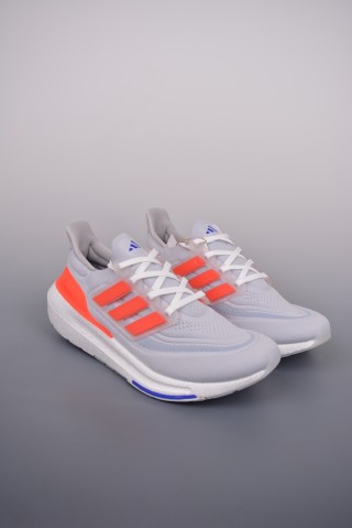 Adidas Ultra Boost Light view 19