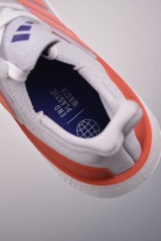 Adidas Ultra Boost Light view 9