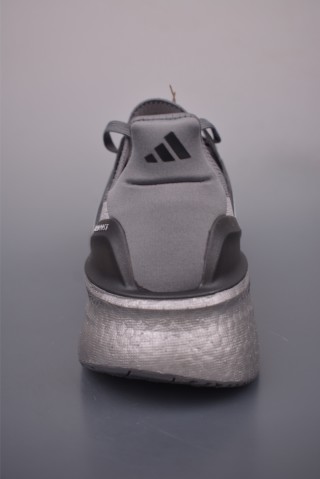 Adidas Ultraboost 5X view 4