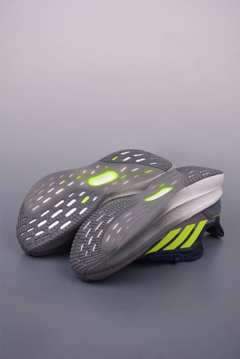Adidas Ultraboost 5X view