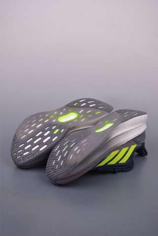 Adidas Ultraboost 5X view 3