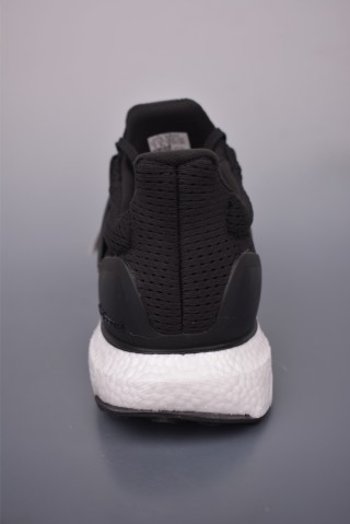 Adidas Ultraboost 1.0 view 4