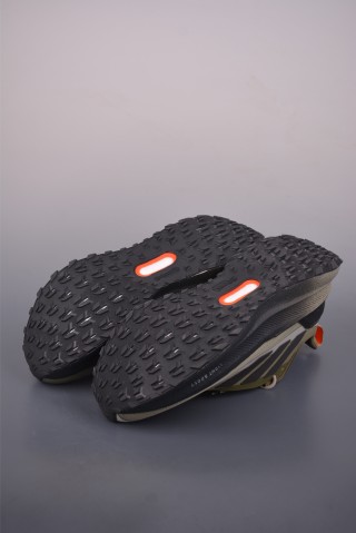 Adidas Ultraboost 5 Climawarm view 3