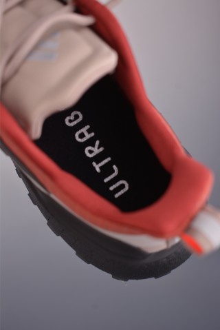 Adidas Ultraboost 5 Climawarm view 18
