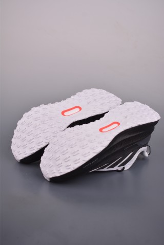 Adidas Ultraboost 5 Climawarm view 3