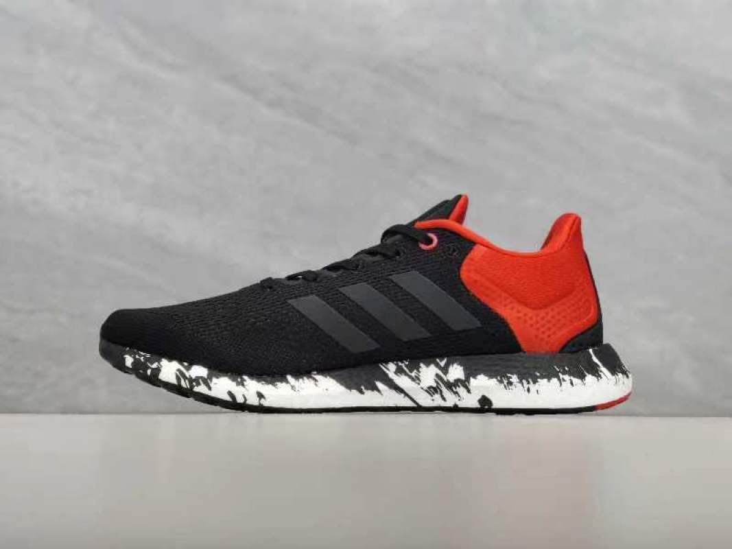 Adidas Ultraboost DNA view