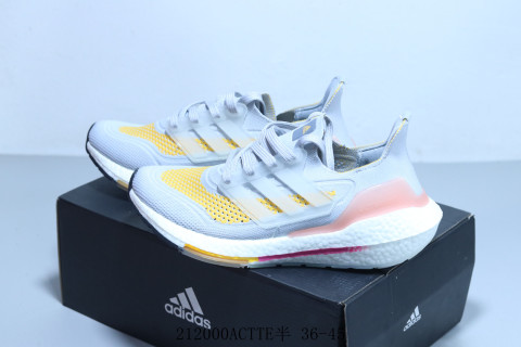 Adidas Ultraboost DNA view 3
