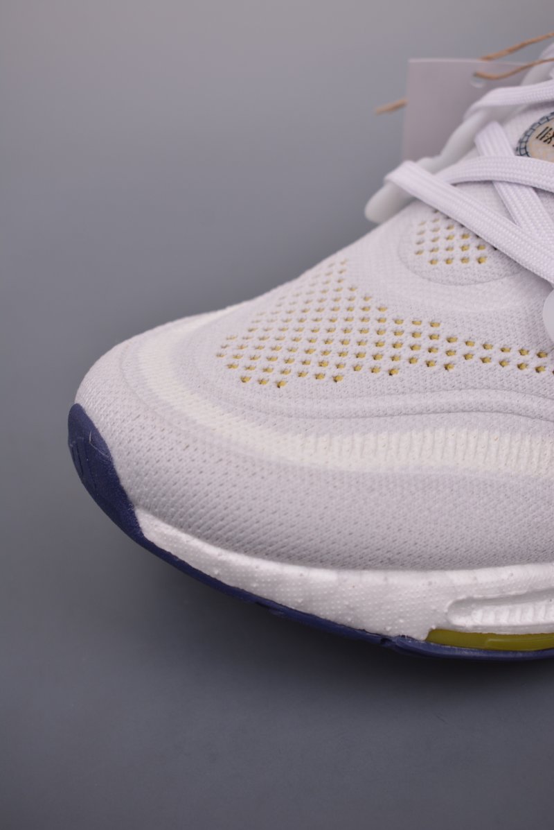Adidas Ultraboost Light view