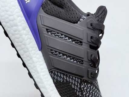 Adidas Ultraboost OG 'Black / Blue' view 3
