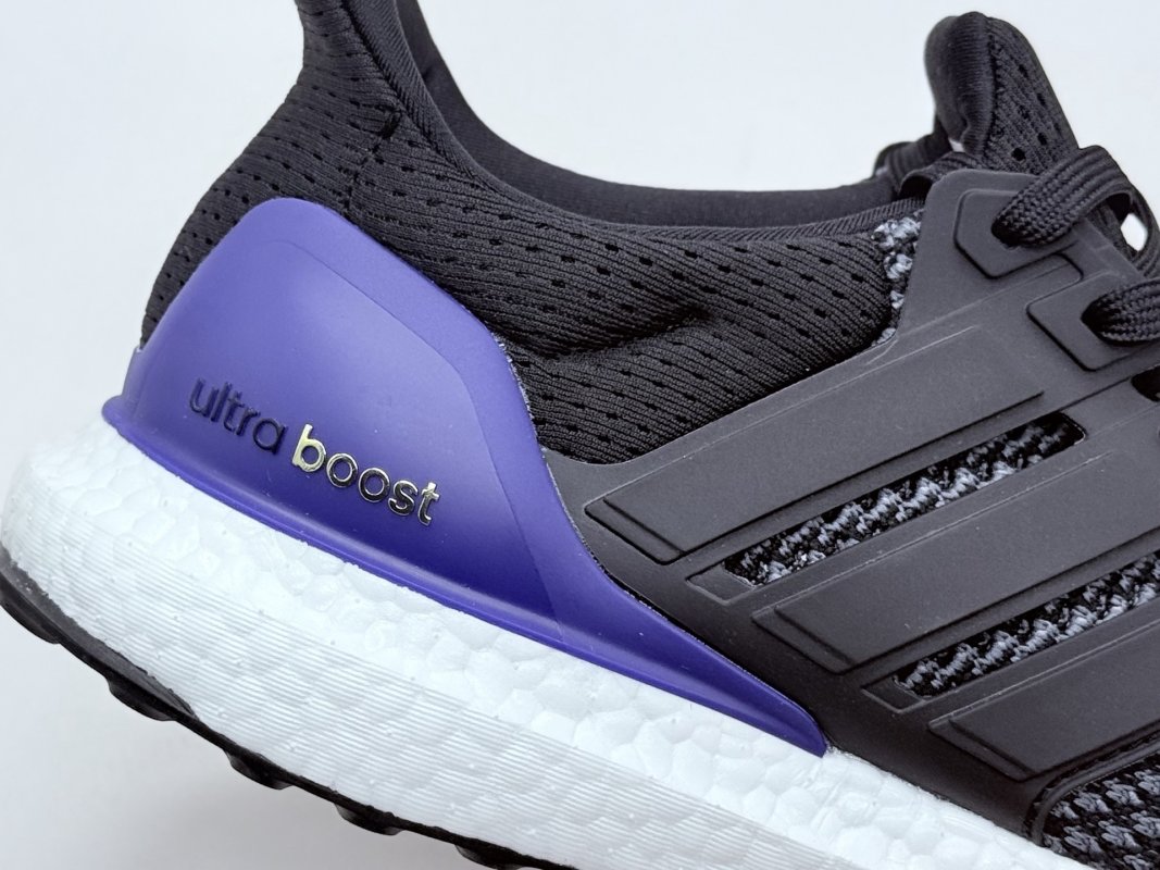 Adidas Ultraboost OG 'Black / Blue' view