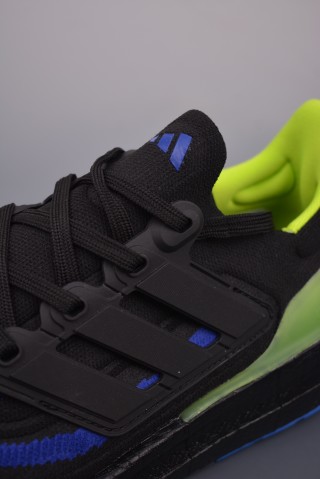Adidas Ultraboost 23 view 7