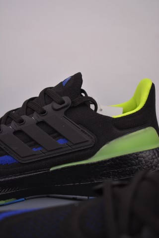 Adidas Ultraboost 23 view 8