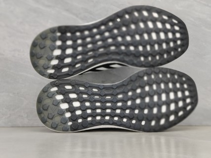 Adidas Pureboost 21 view 6