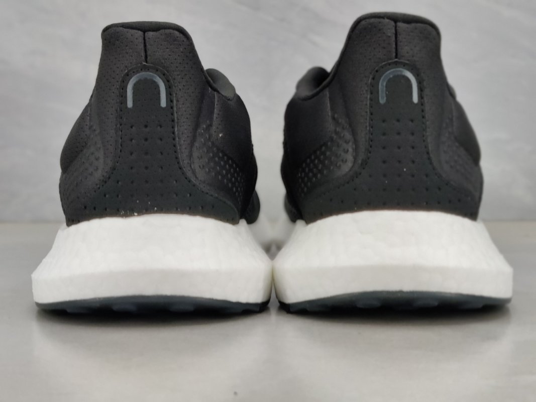 Adidas Pureboost 21 view