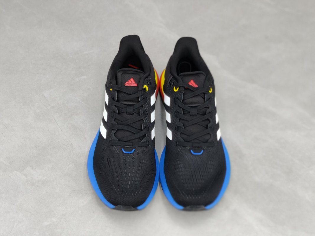 Adidas Pureboost 21 view