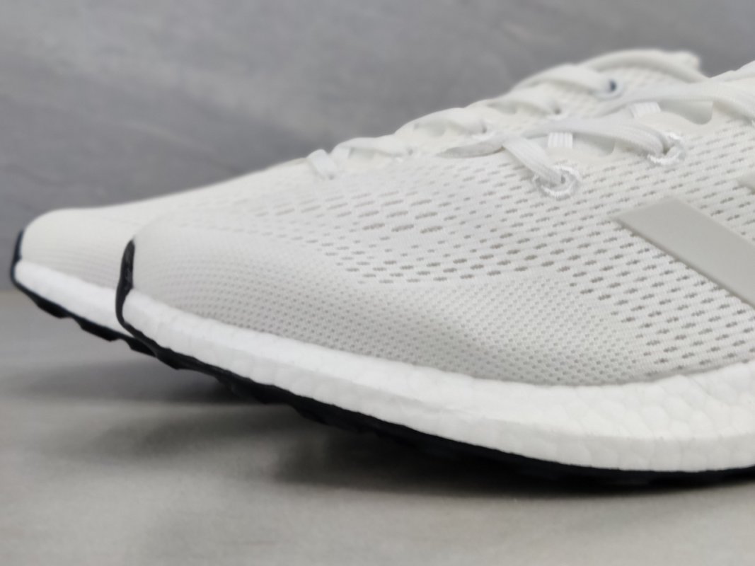 Adidas Pureboost 21 view