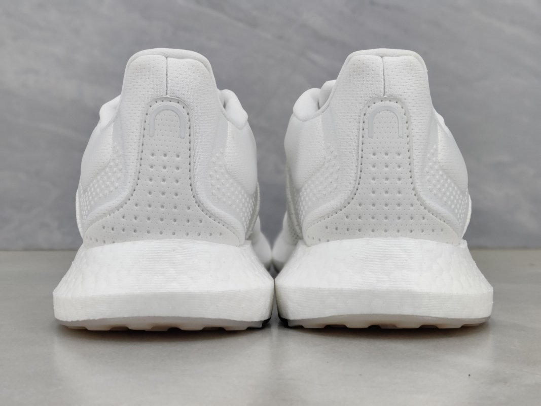 Adidas Pureboost 21 view