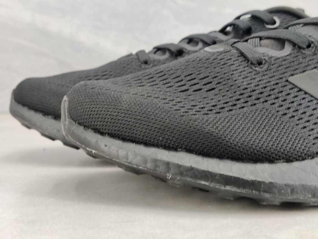 Adidas Pureboost 21 view