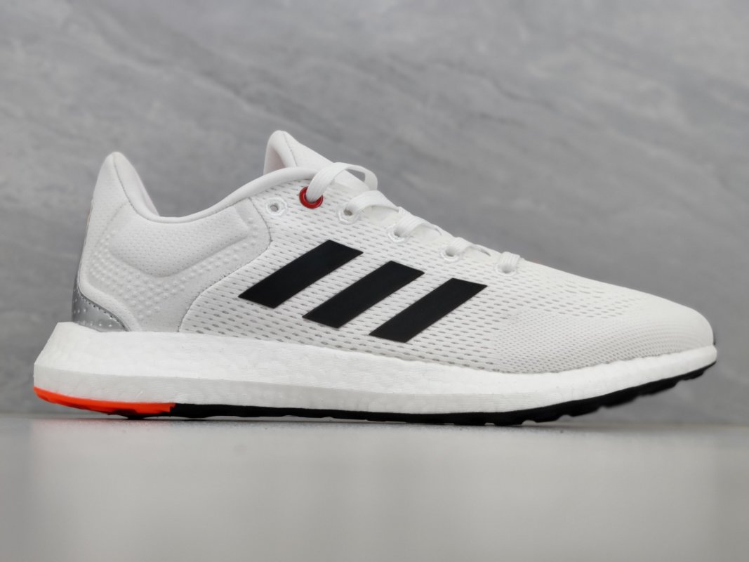Adidas Pureboost 21 view