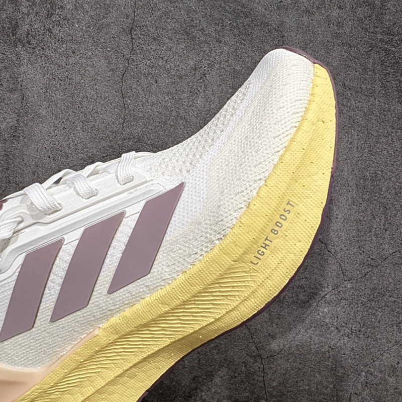 Adidas Ultra Boost UB5 view