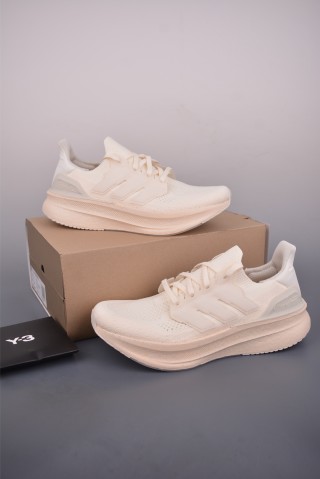 Y-3 Ultraboost 5 view 5