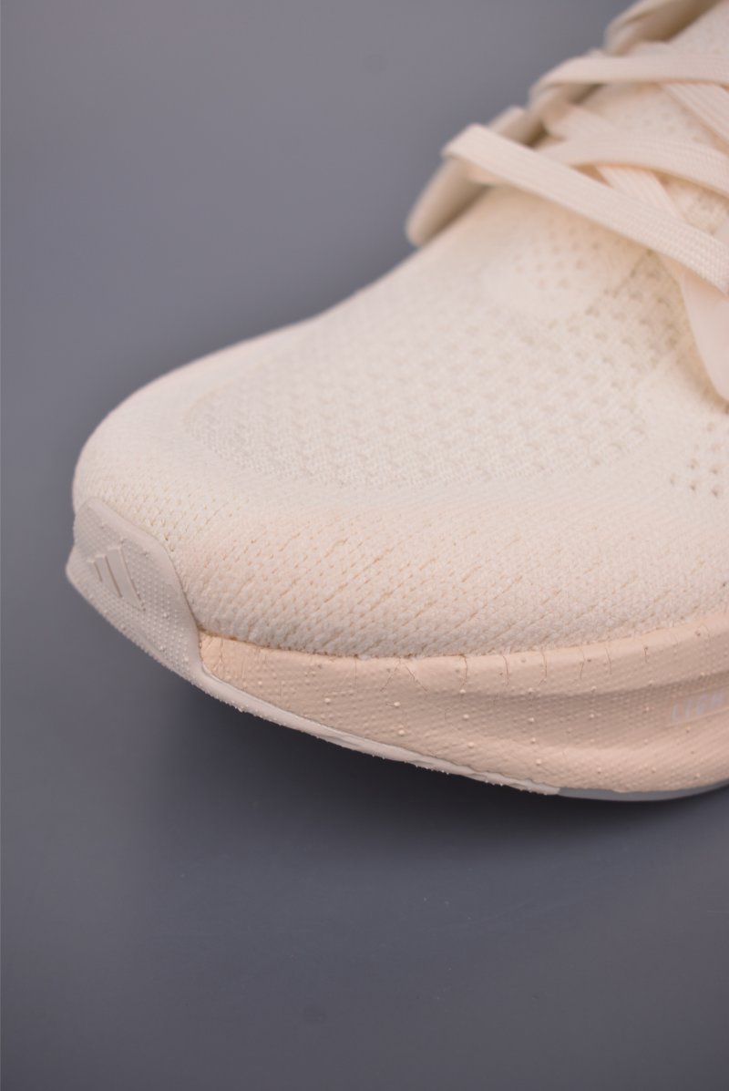 Y-3 Ultraboost 5 view