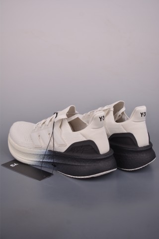 Y-3 Ultraboost 5 view 11