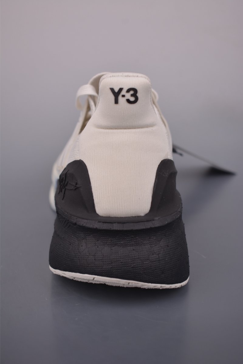 Y-3 Ultraboost 5 view