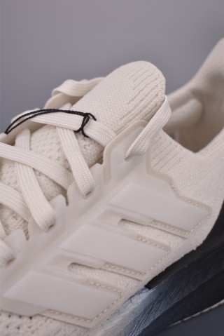 Y-3 Ultraboost 5 view 16