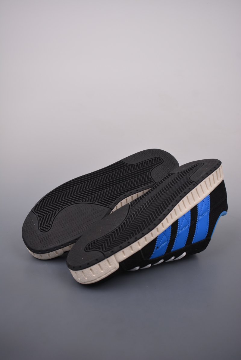 Adidas NRTN view