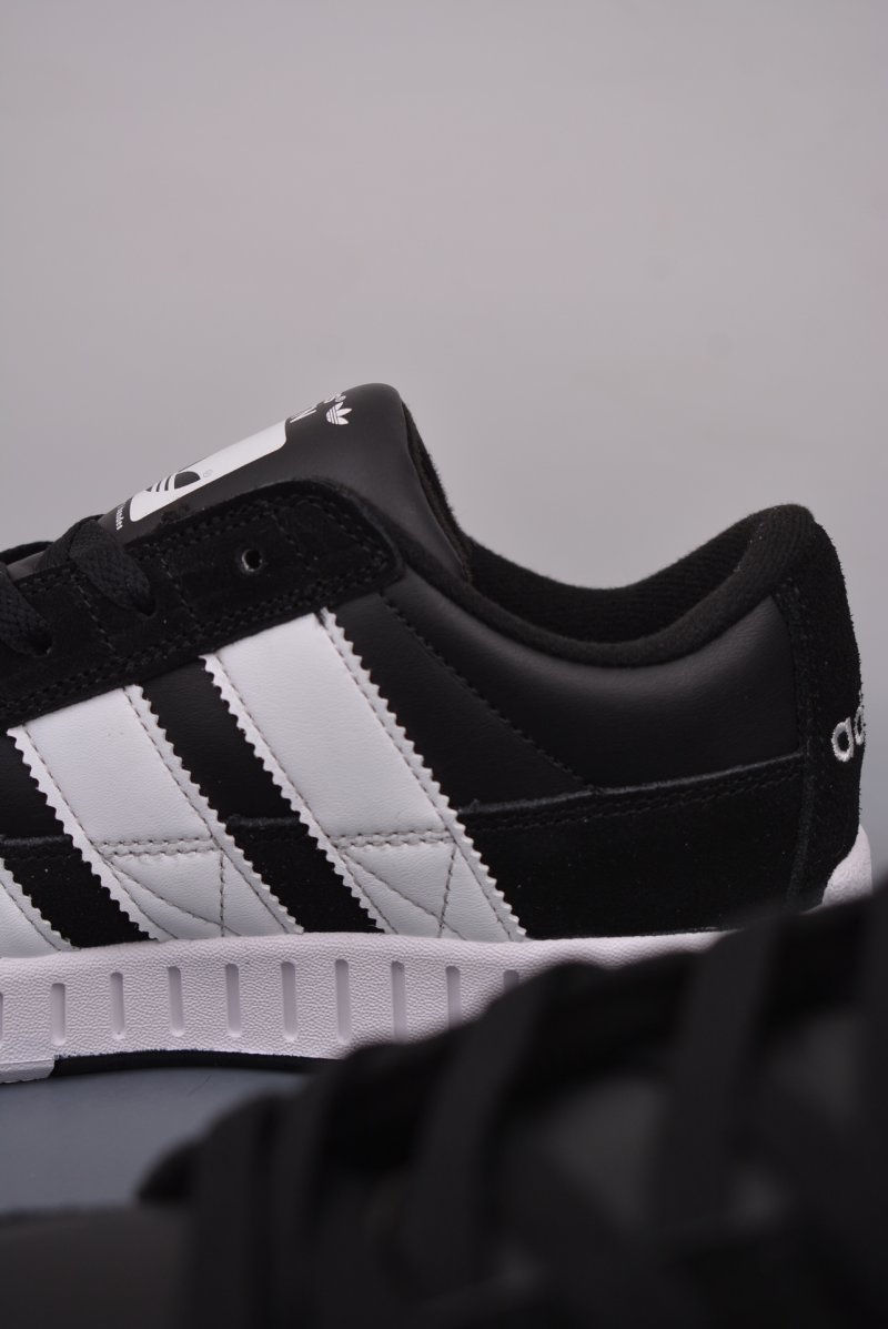 Adidas NRTN view