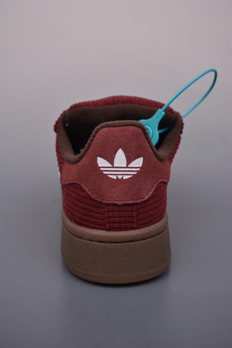 Adidas Campus 00s view