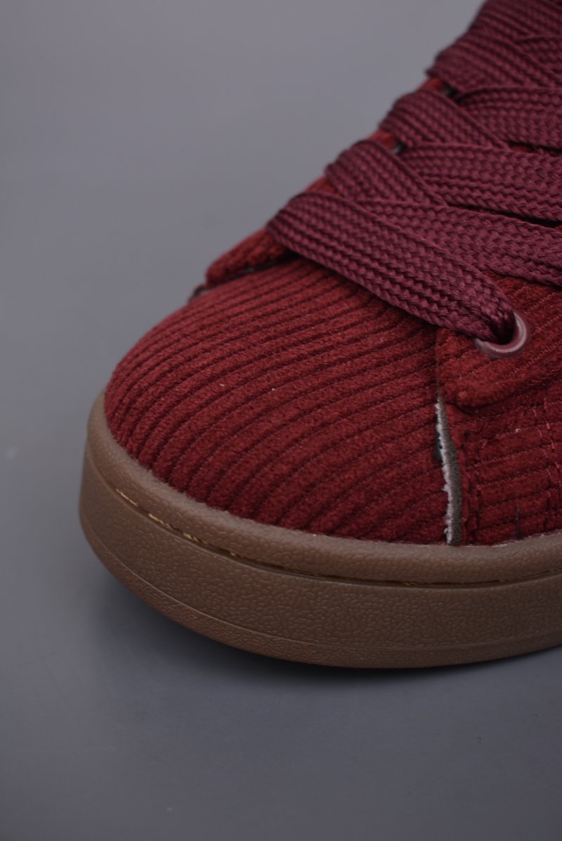 Adidas Campus 00s view