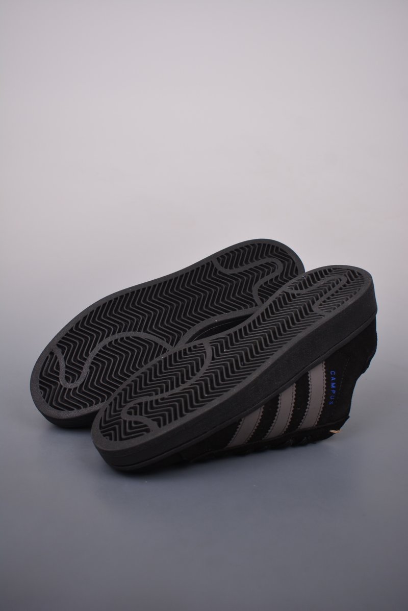 Adidas Campus 00s view