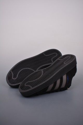 Adidas Campus 00s view 3